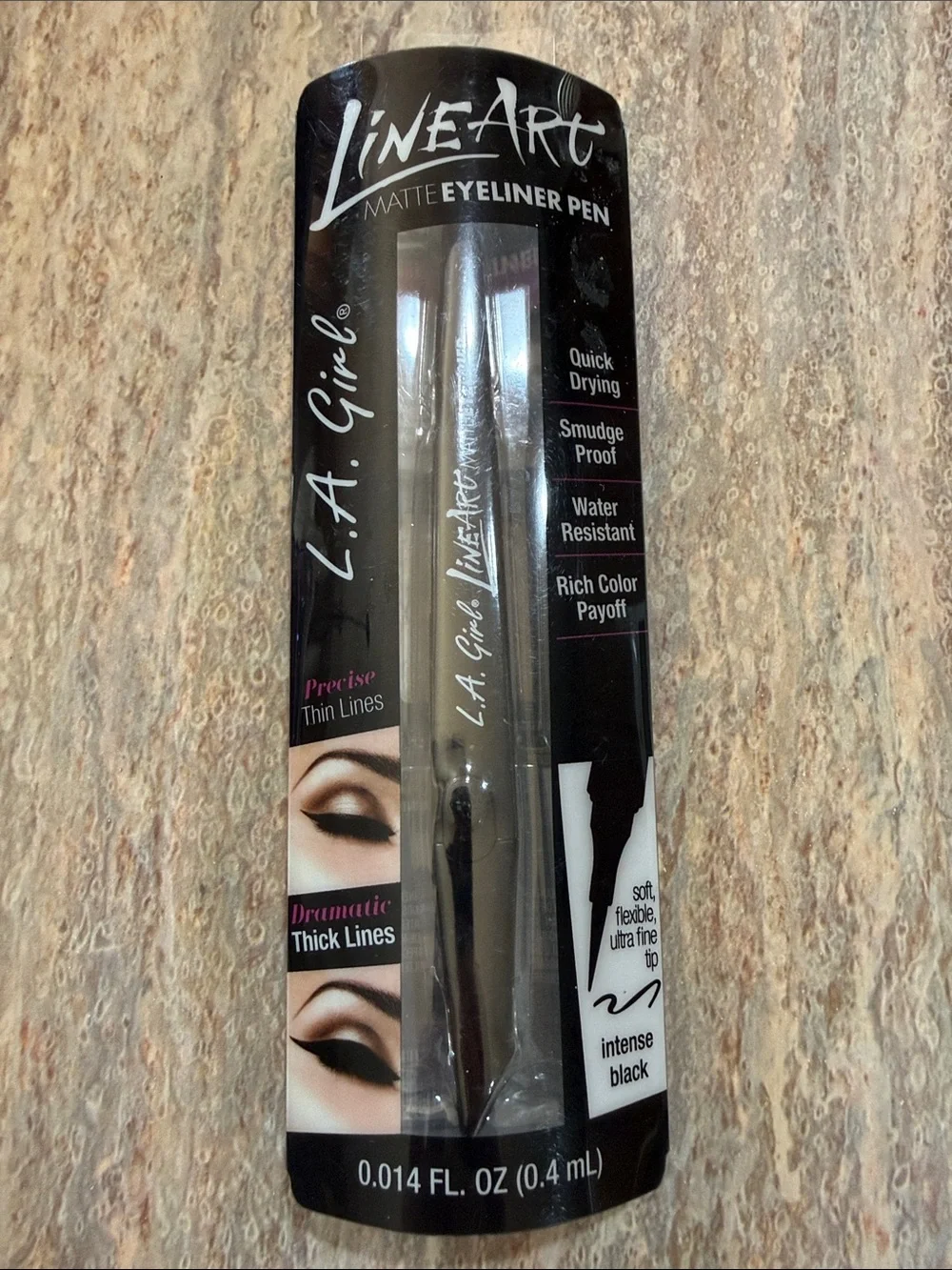 LineArt Matte Eyeliner Pen
